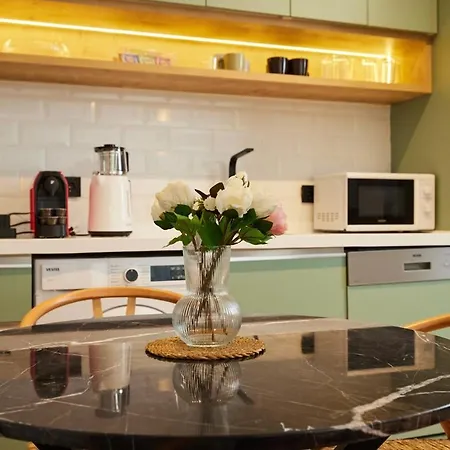 Galata Retreat 2 Bedrooms, 2 Ac, 2 Bath