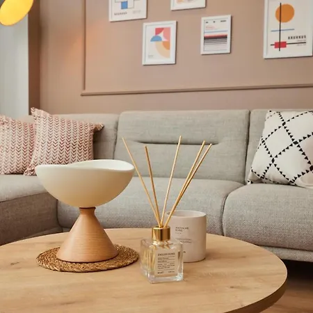 Galata Retreat 2 Bedrooms, 2 Ac, 2 Bath * Стамбул