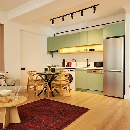 Galata Retreat 2 Bedrooms, 2 Ac, 2 Bath * Istanbul